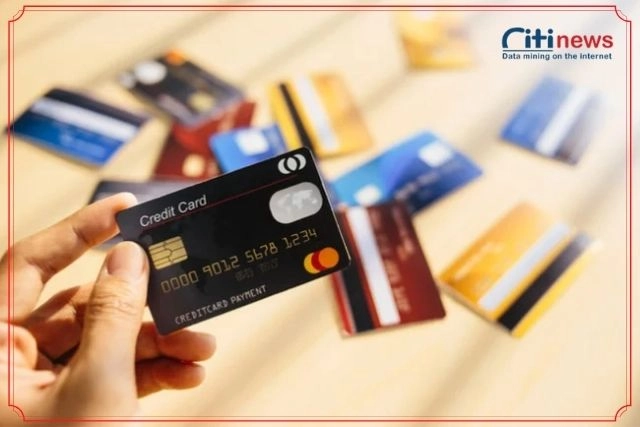 Thẻ ngân hàng là loại thẻ gì? - Cách phân biệt các loại thẻ như thế nào?