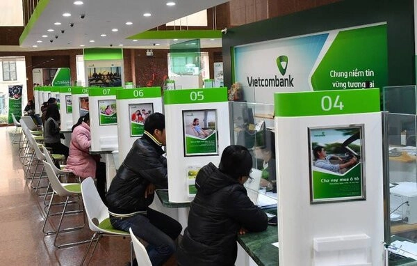 vay-the-chap-ngan-hang-1-1660843338